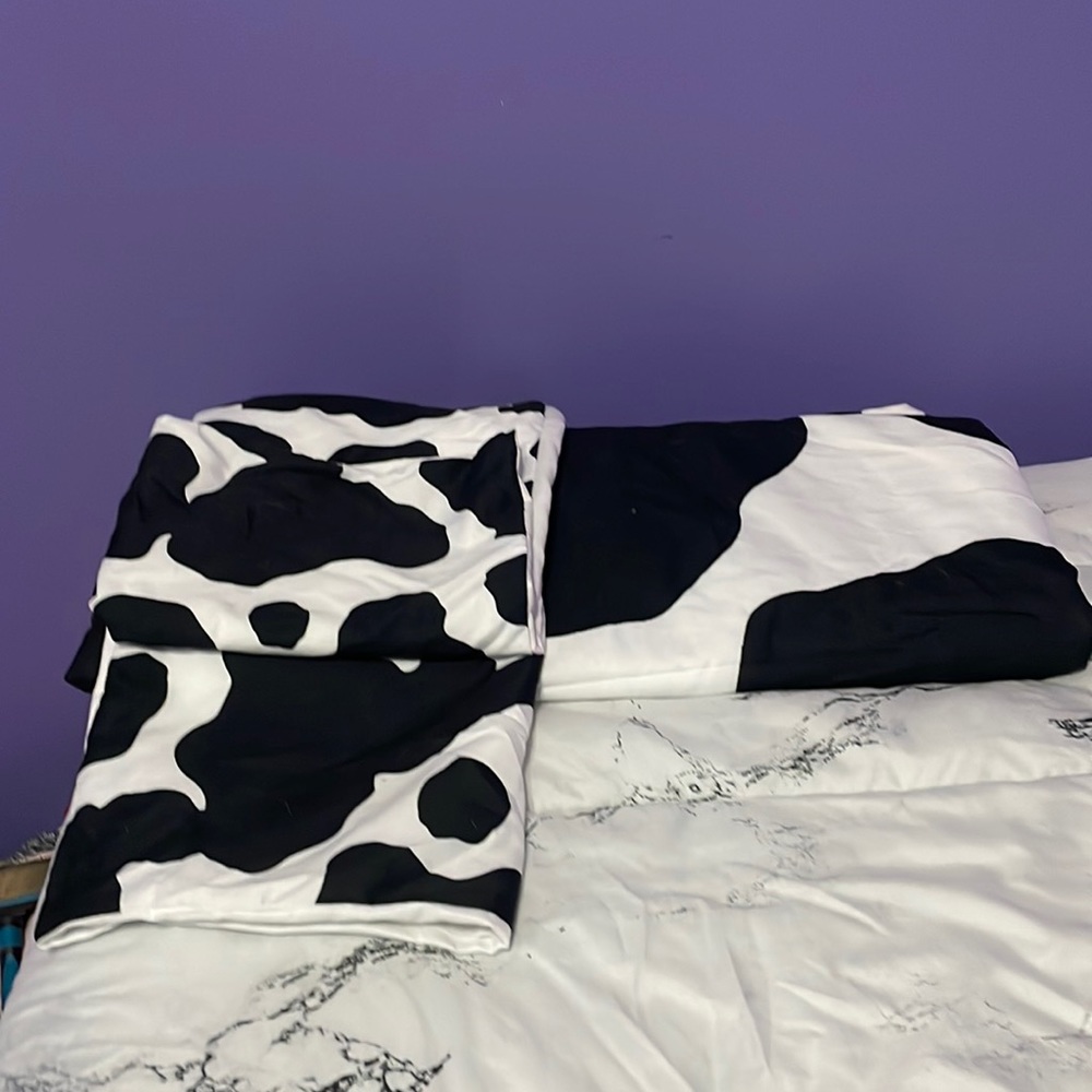 cow print duvet cover with matching pillowcases